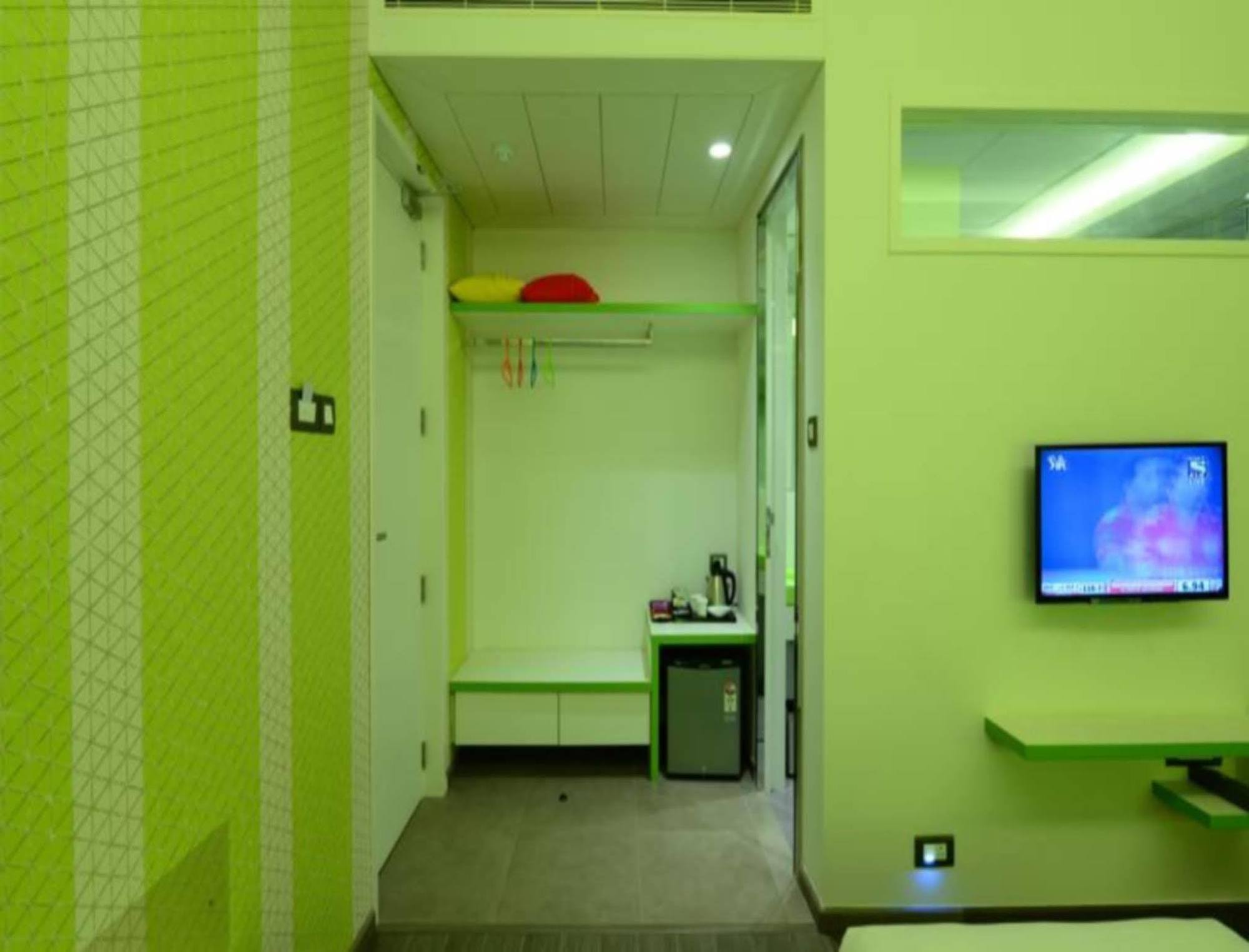 The Lime Boutique Suites Хидерабад Екстериор снимка